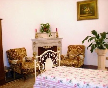Tanina B & B 사사리 객실 사진