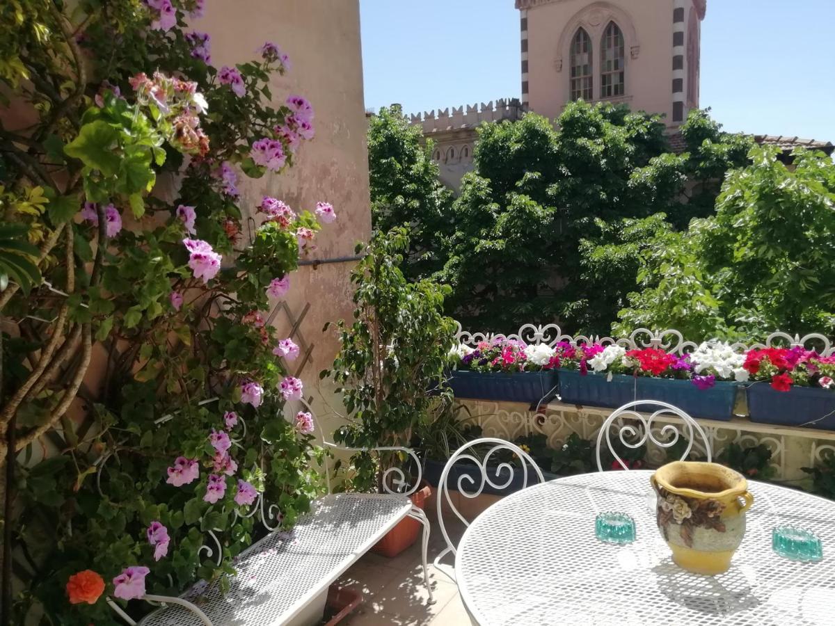 Tanina B & B 사사리 외부 사진