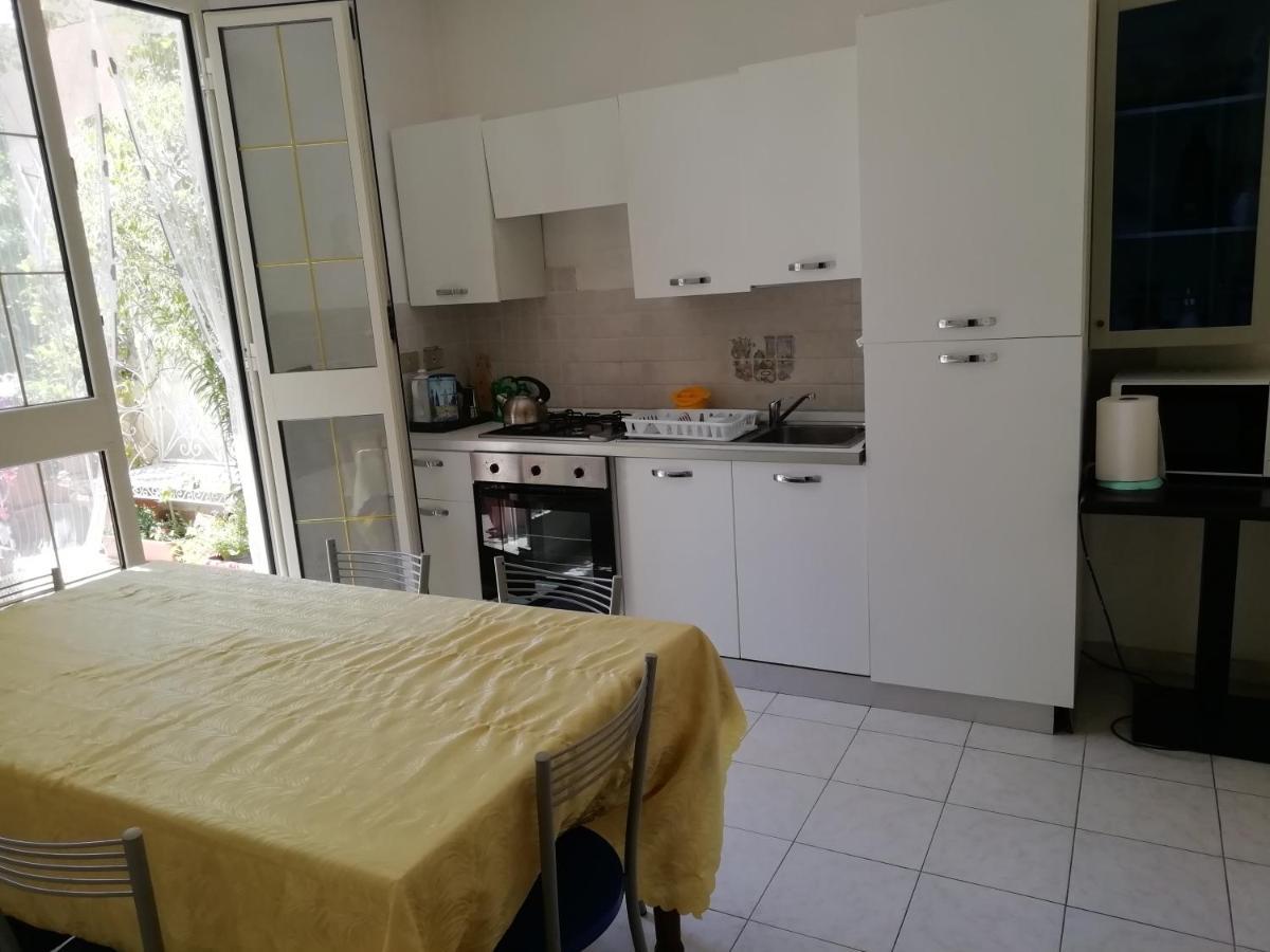 Tanina B & B 사사리 외부 사진